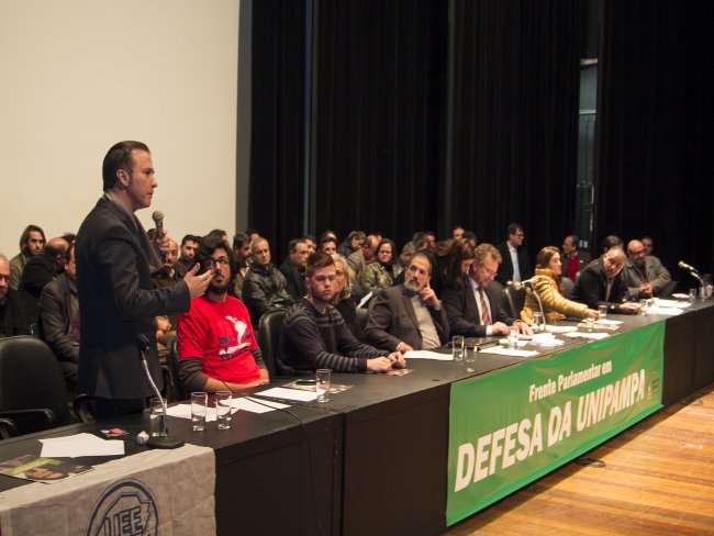 Divaldo Lara acredita nas auditorias como fonte para reduo da crise na Unipampa