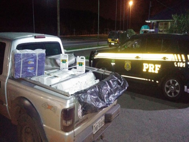 Polcia Rodoviria Federal prende homem por transporte de agrotxico contrabandeado 