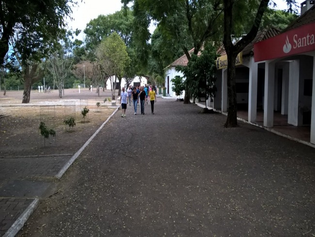 Pistas de caminhada são inauguradas no Parque da Associação e Sindicato Rural de Dom Pedrito