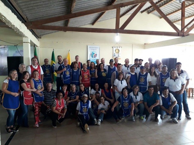 Rotarianos comemoram sucesso da 14ª edição do Almoço Peixes do Pampa