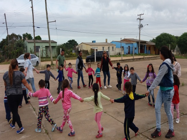 Escola Professora Iria de Jesus Machado realiza atividades alusivas ao Dia da Família