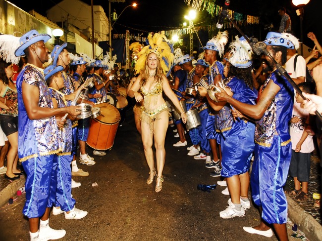 Preparativos para o Carnaval 2019 continuam em Santa Adlia