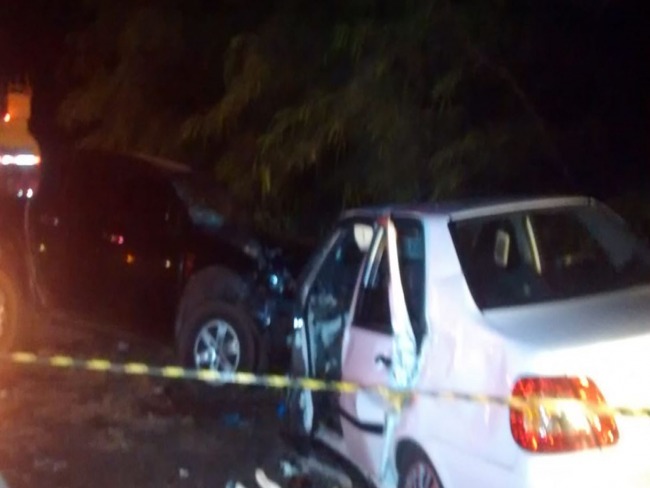 Acidente envolvendo três veículos em Santa Adélia deixa vitima fatal.