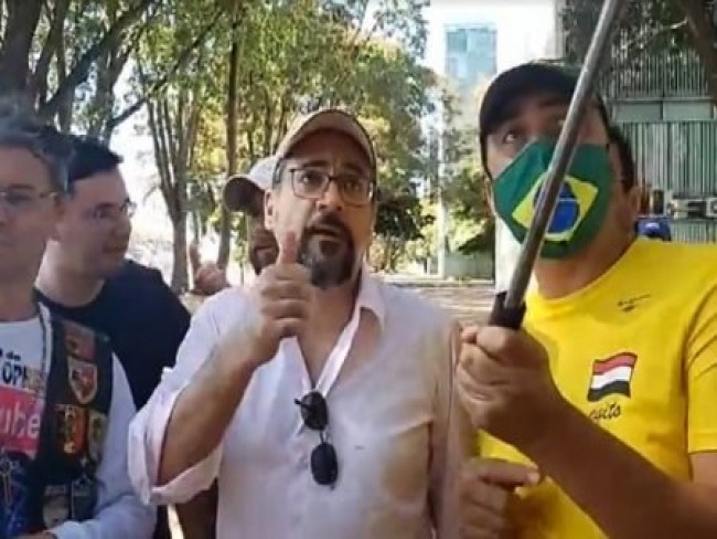 Bolsonaro critica participao de Weintraub em manifestao: no foi prudente
