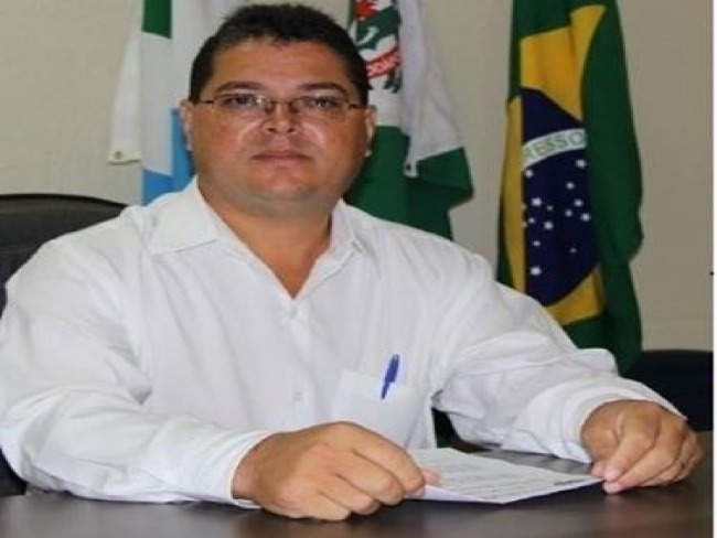 Manoel da Paz e Robson da Sorveteria debatem projeto político para Deodápolis.