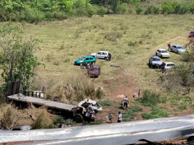 Douradense morre aps caminho cair em ribanceira na Serra de Maracaju