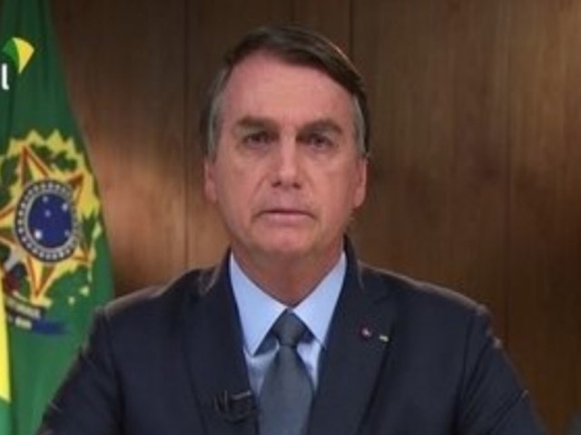 'Eu não vou tomar vacina e ponto final, problema meu', diz Bolsonaro