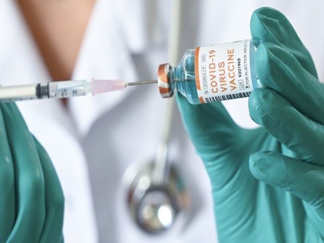 Medida Provisória abre crédito extraordinário de R$ 20 bilhões para vacinas