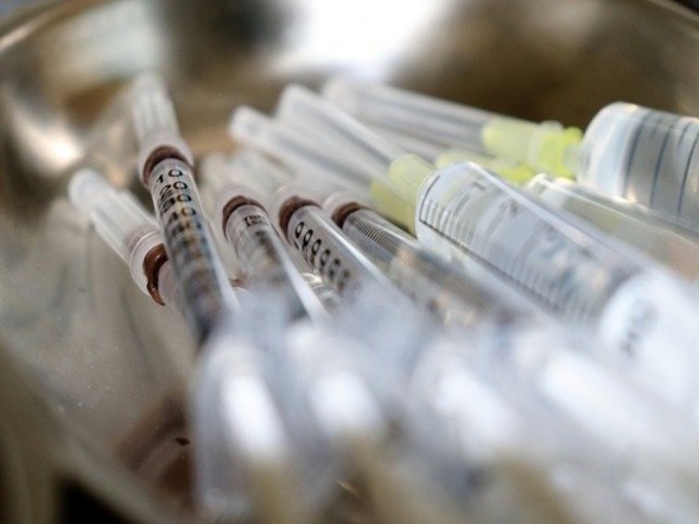 Ministrio da Sade afirma que 7 Estados correm risco de ficar sem seringas