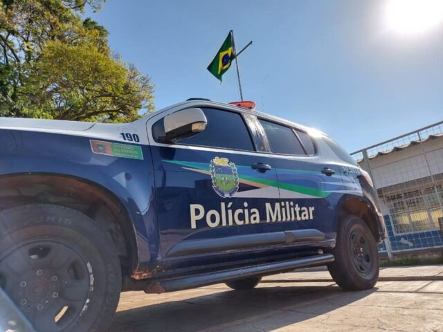 Durante banho de rio, jovem encontra corpo sem cabea em trilha