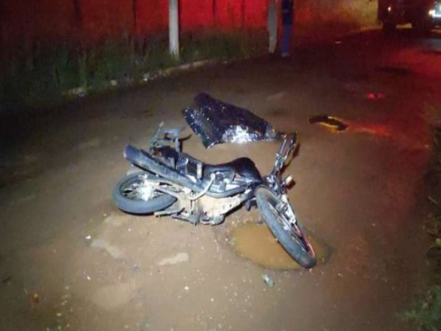 Dourados: Motociclista cai em buraco, é atropelado e morre 