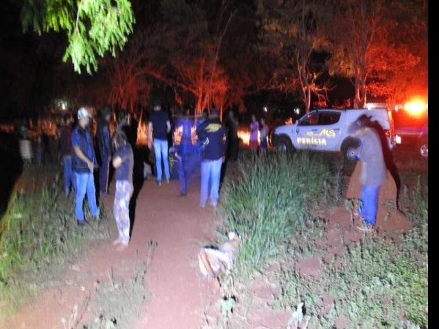 Mulher  assassinada a pancadas e estrangulada por trs adolescentes