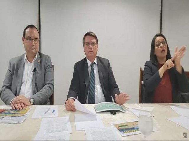 Bolsonaro desafia governadores a criarem auxlio de mil reais