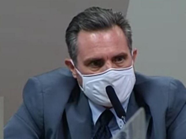 Dominguetti diz que Luis Miranda negociou compra de vacinas e mostra udio