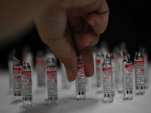 Sputnik V chega no Brasil e fábrica pedirá registro definitivo de vacina no país