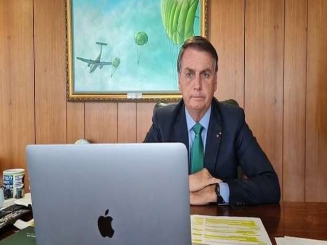 Bolsonaro desaba em popularidade digital após 'carta do arrego'
