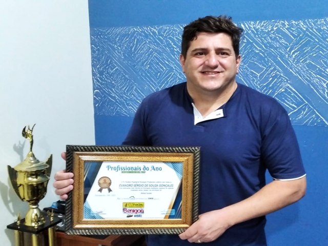 DEODPOLIS: Escola Scila Mdici recebe pela segunda vez consecutiva premio pela indicao pblica