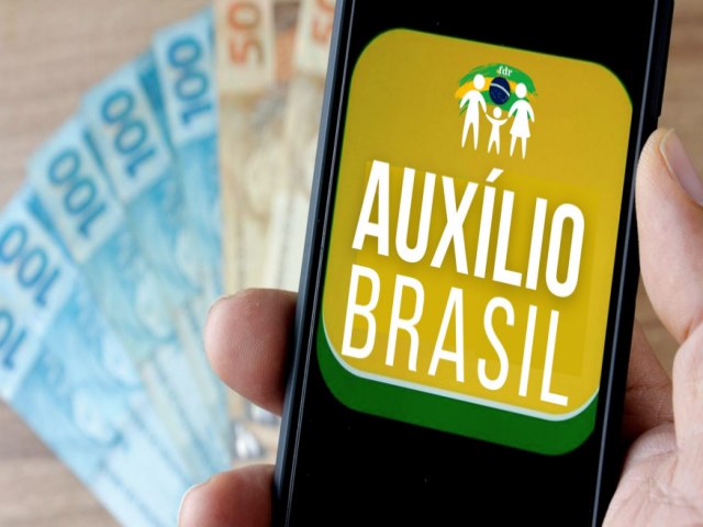 Caixa paga hoje Auxílio Brasil a cadastrados com NIS final 7