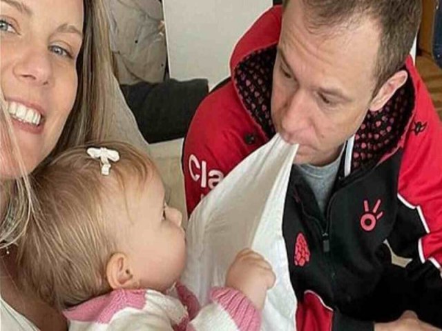 Tiago Leifert e esposa revelam cncer raro da filha de 1 ano