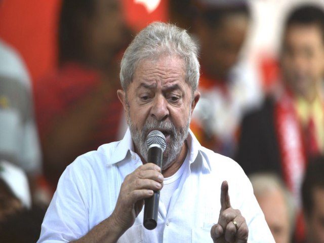 Lula comenta ataque da Rssia: Ningum pode concordar com guerra