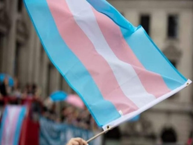 Na Ucrânia, mulheres trans são impedidas de deixar o país