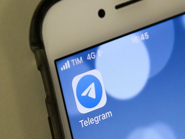 Bloqueio do Telegram impulsiona perfil de Bolsonaro no aplicativo