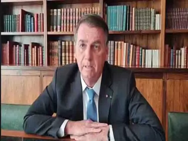 YouTube exclui vídeo em que Bolsonaro alega suposta fraude nas eleições de 2018