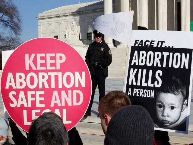 Casamento gay e outros direitos podem estar em risco se decisão sobre aborto for derrubada nos EUA; entenda