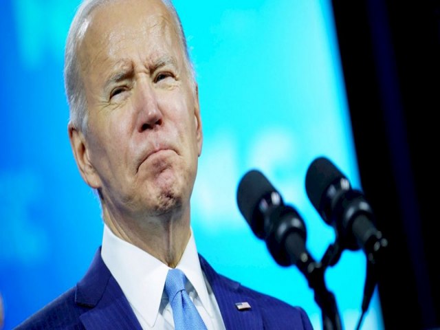 Biden diz que mundo enfrenta hora negra com guerra na Ucrnia