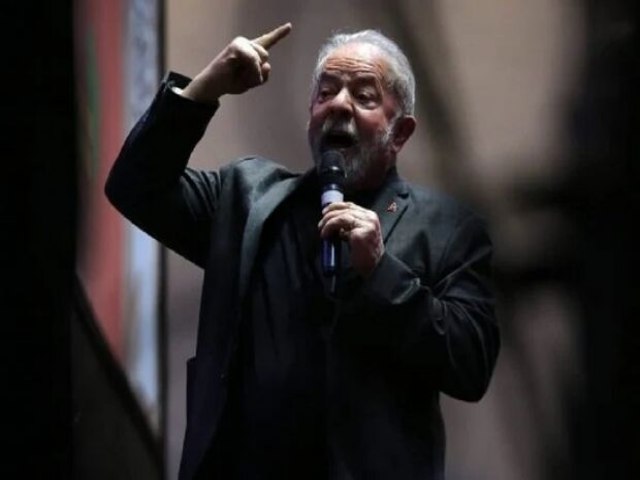 Lula diz que pedido de ajuda de Bolsonaro a Biden nas eleies  se humilhar demais