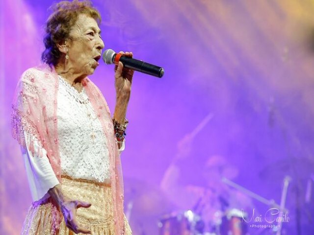 Delinha, a Dama do Rasqueado, morre aos 85 anos em Campo Grande