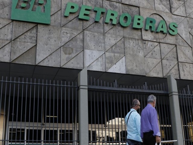 Bolsonaro vai indicar quarto presidente da Petrobras em menos de dois anos