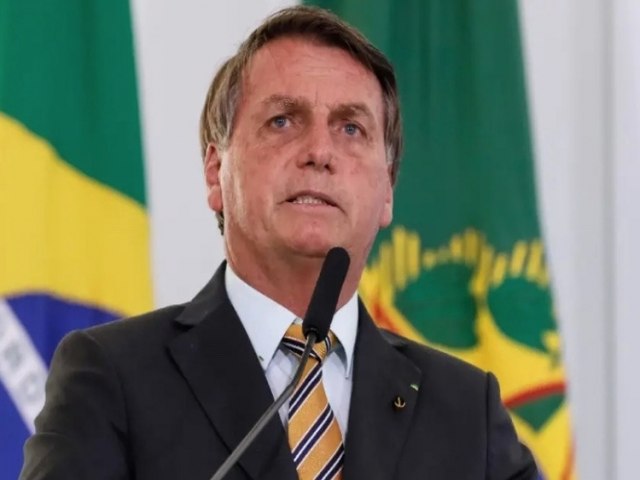Bolsonaro critica aborto legal de criana de 11 anos estuprada: inadmissvel