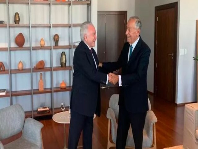 Presidente de Portugal toma caf da manh com Michel Temer