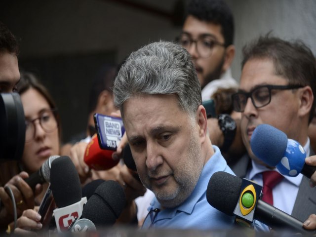 TRE-RJ mantm condenao do ex-governador Anthony Garotinho