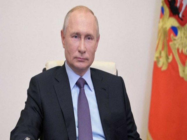 Putin anuncia auxlio financeiro a parte dos refugiados da Ucrnia