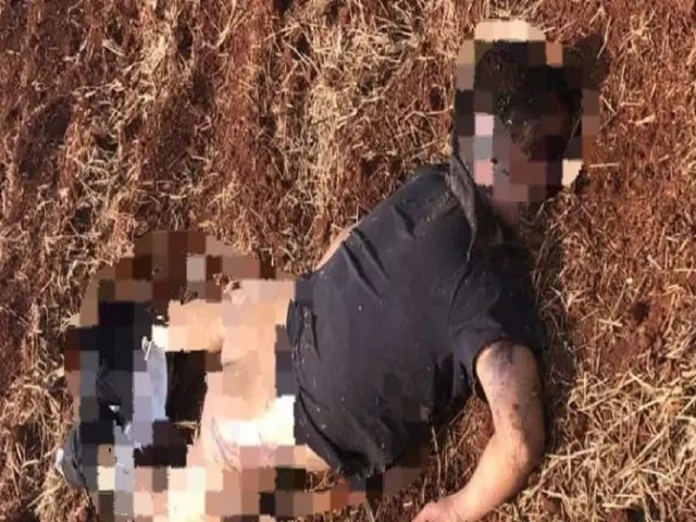 Corpo de homem com calas abaixadas  encontrado na fronteira