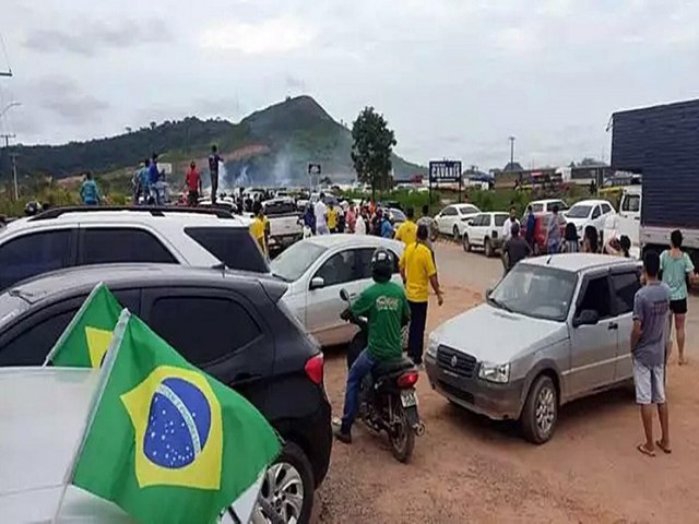 Manifestantes atacam agentes da PRF no Par e em Santa Catarina