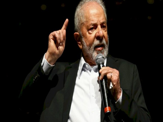 Lula se submete a exames de rotina em So Paulo