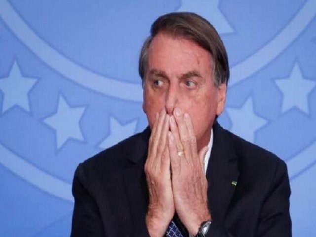 Inconformado com derrota, Bolsonaro pede anulao parcial de votos nas eleies de 2022