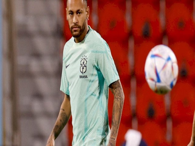 Brasil espera contar com Neymar nas oitavas, diz auxiliar de Tite
