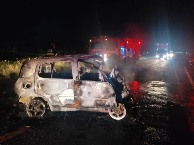 Carro explode e motorista morre carbonizado em acidente em Nova Andradina