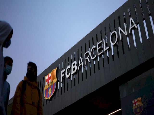 Barcelona  investigado por pagamentos  ex-autoridade de arbitragem