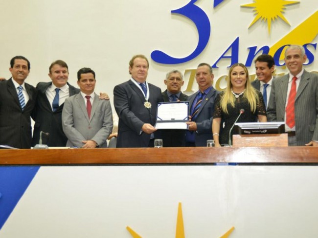 Com 25 Homenageados, AL Realiza Sesso Solene em Comemorao aos 30 Anos do Tocantins