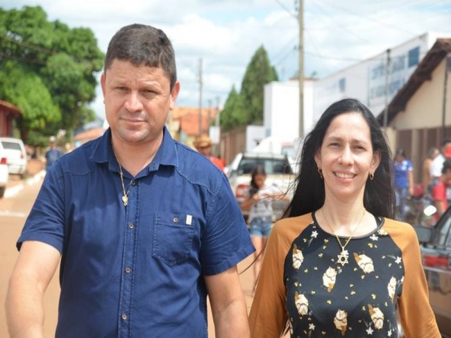 Prefeito  Ivan Paz envia mensagem de Natal e prspero Ano-Novo  populao de Aguiarnpolis do Tocantins  