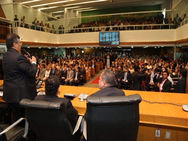 Deputados devero ser chamados para compor equipe de Flvio Dino