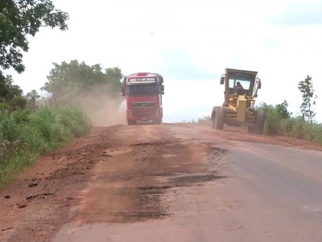 Balsas: Falta de infraestrutura em rodovias atrasa entrega da soja produzida no Maranho