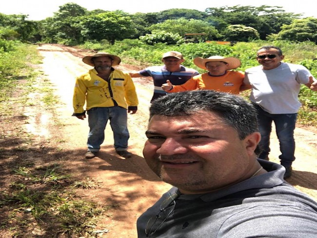 Prefeito Eduardo Sobrinho vistoria servios em pontes e estradas vicinais de Piraqu-TO 