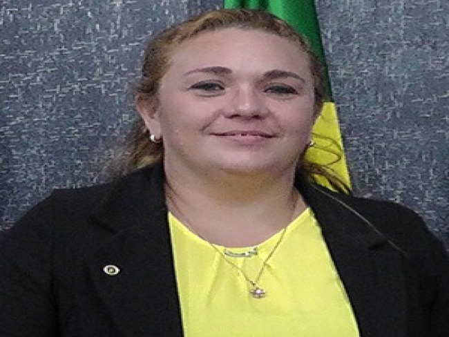 Presidente da Cmara de Vereadores de Carolina MA , Lys Jcome  indicada para receber Medalha Mulher Destaque Brasil em  Macei-AL  