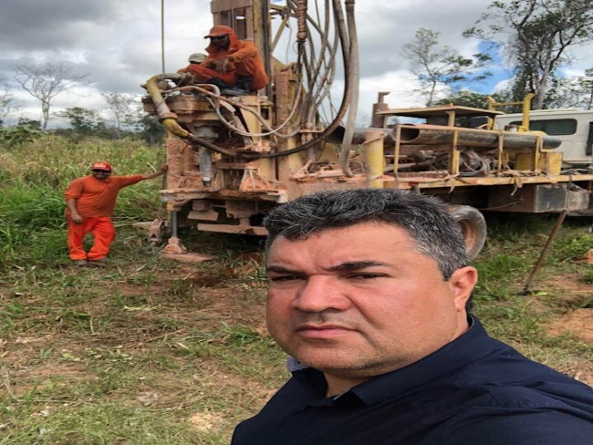 Prefeitura de Piraqu do Tocantins inicia perfurao de poo artesiano no assentamento PA Tucumirim  